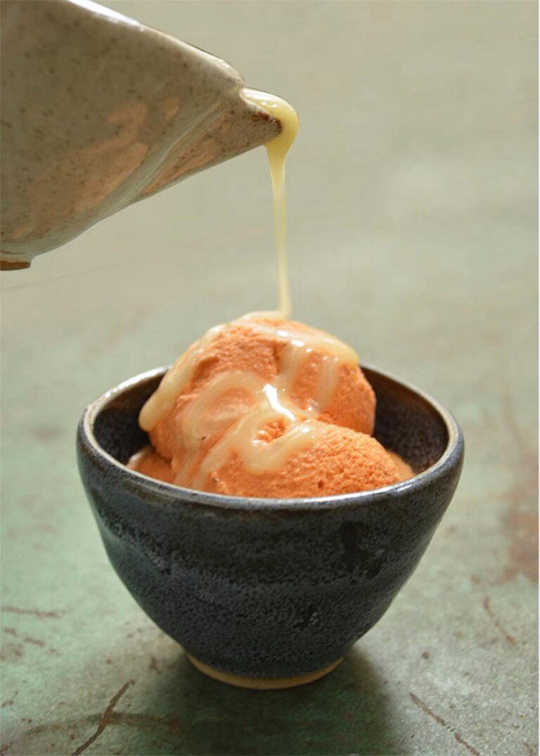 thai tea ice cream with condensed milk