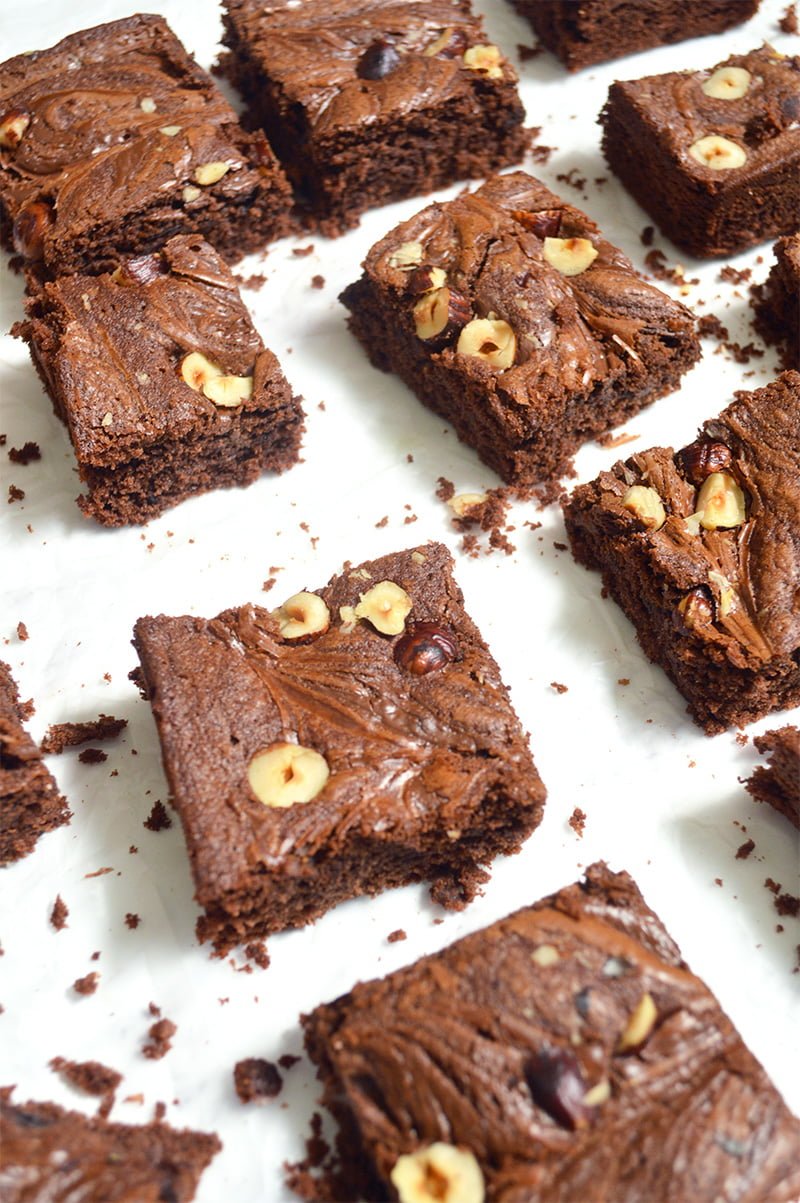 nutella brownies with hazelnuts
