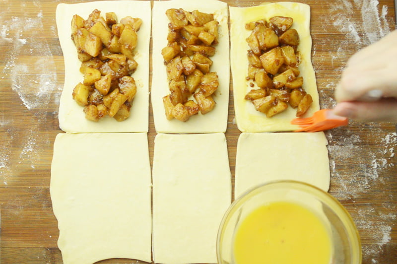 how to make apple puff pastry
