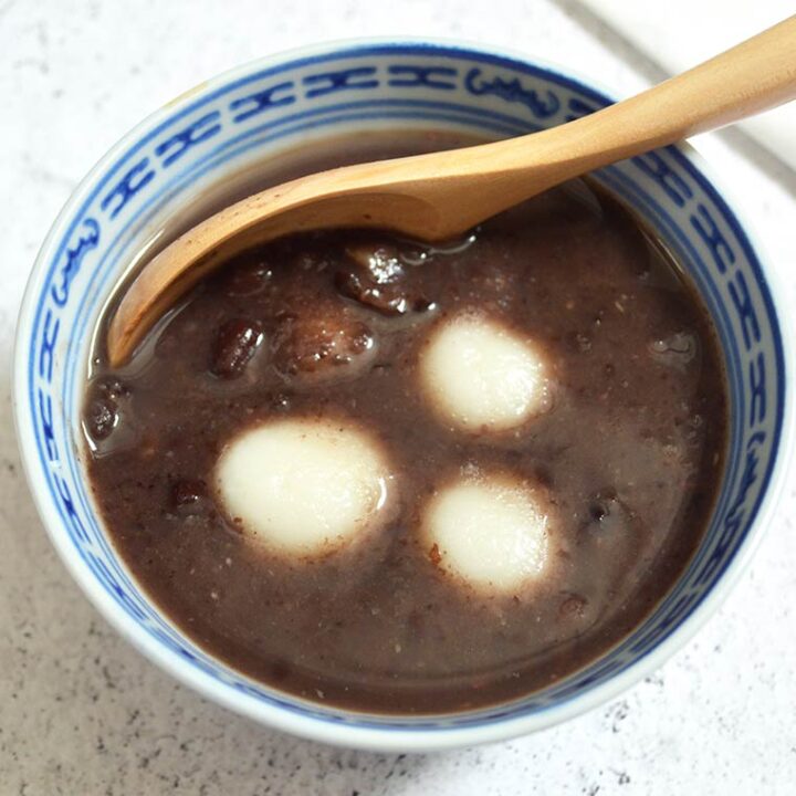 Red Bean Soup with Glutinous Rice Balls