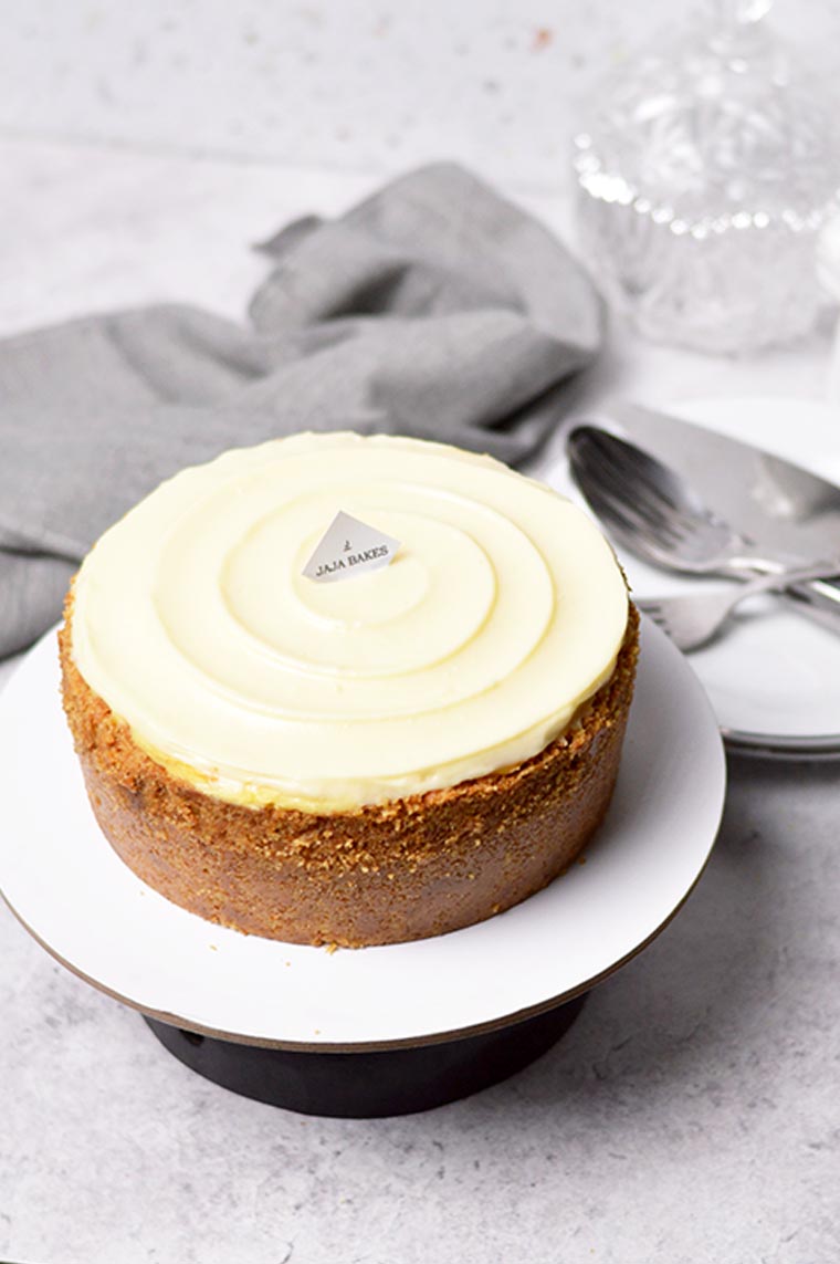 new york cheesecake with sour cream topping