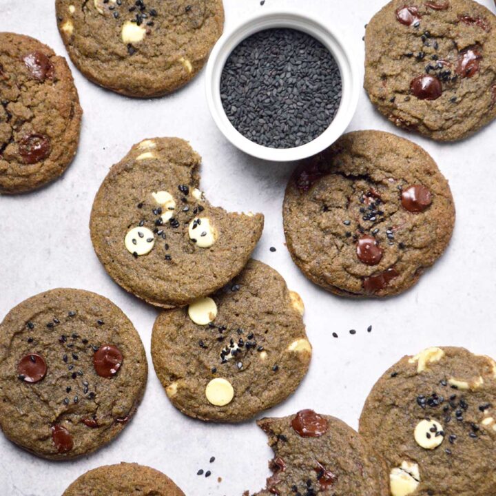 black sesame chocolate chip cookies