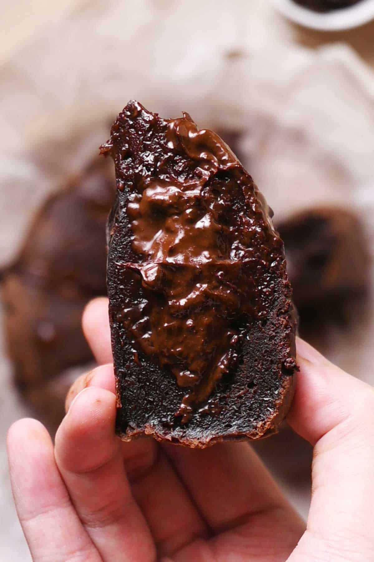 chocolate mochi lava cake