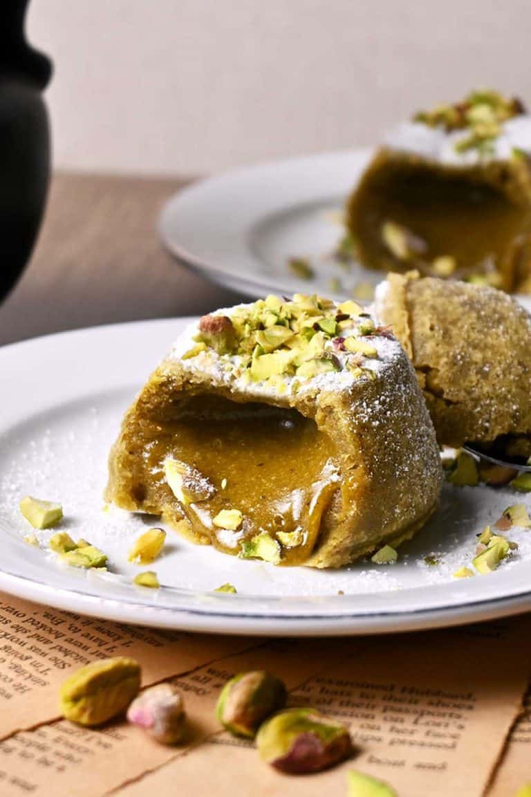 pistachio lava cake