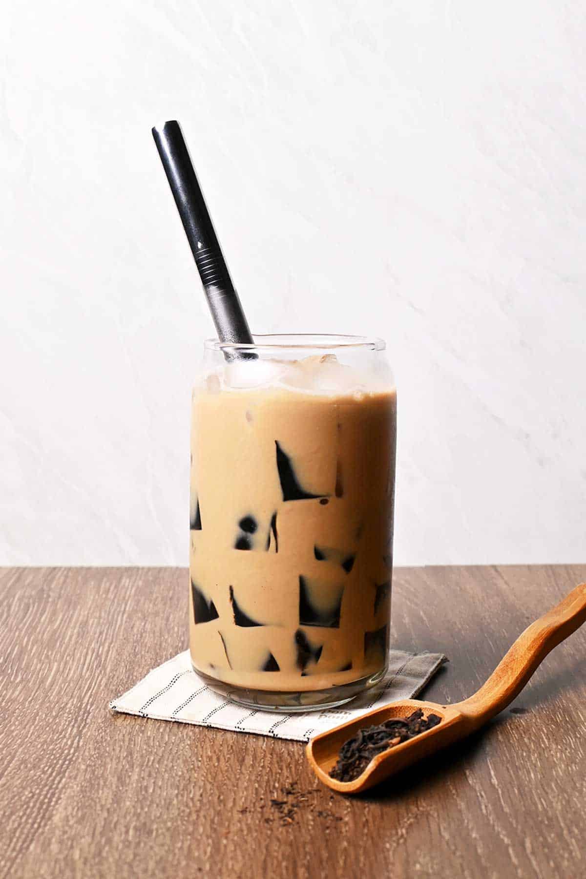 roasted milk tea with grass jelly
