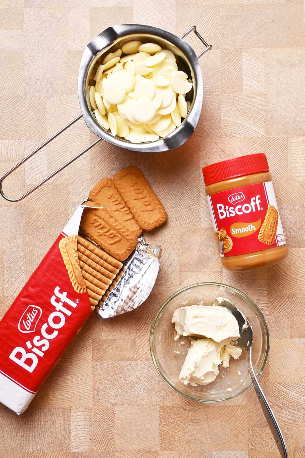 ingredients to make biscoff truffles