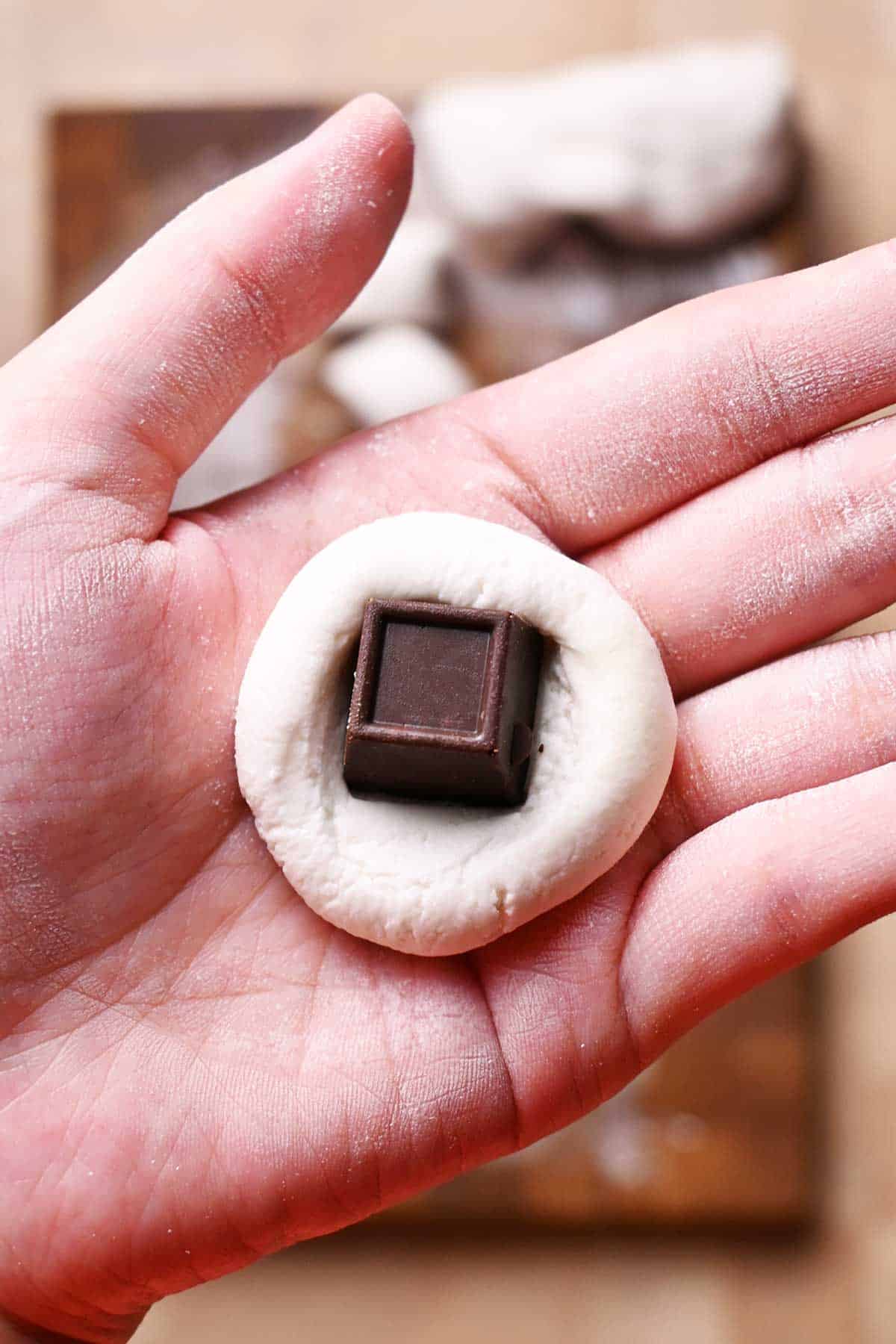 chocolate tang yuan (glutinous rice balls)